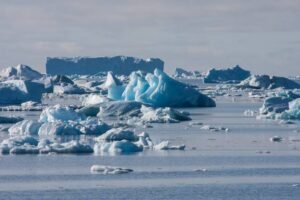 Photos-of-Antarctic-Icebergs-42 Photos-of-Antarctic-Icebergs-42