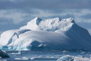 Photos-of-Antarctic-Icebergs-47 Photos-of-Antarctic-Icebergs-47